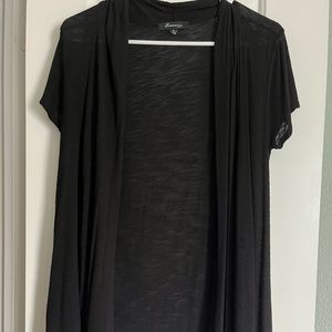 Black short sleeve cardigan size small